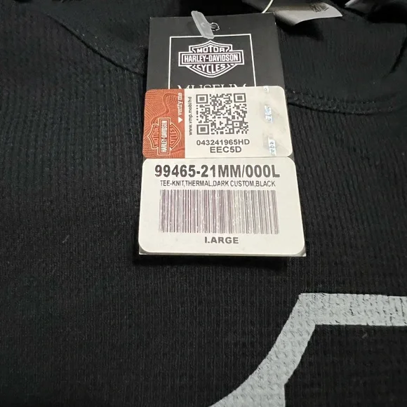 Harley-Davidson Black Thermal Tee MUSEUM Milwaukee, WI 2021 - Picture 2 of 5